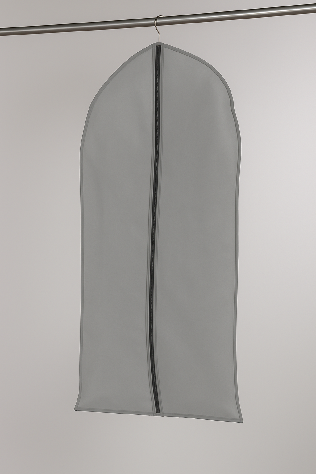 Husa de protectie pentru costum, Zola®, cu fermoar, 60x90 cm, gri inchis Husa de protectie pentru costum, Zola®, cu fermoar, 60x90 cm, gri inchis